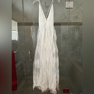 Windsor maxi dress white size 6/8